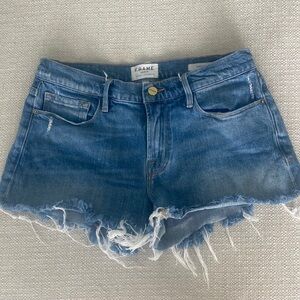 FRAME LE CUT OFF SHORTS